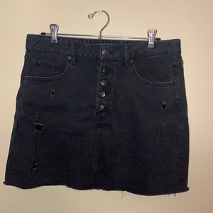Aeropostale distressed black jean skirt 10